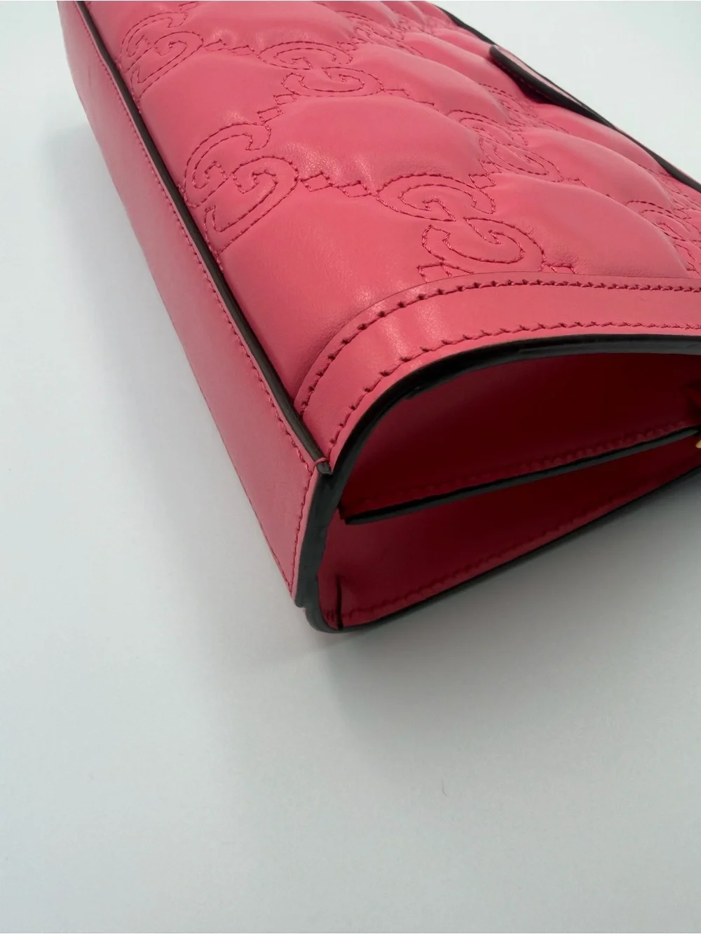 Gucci Small Matelasse Pink Crossbody